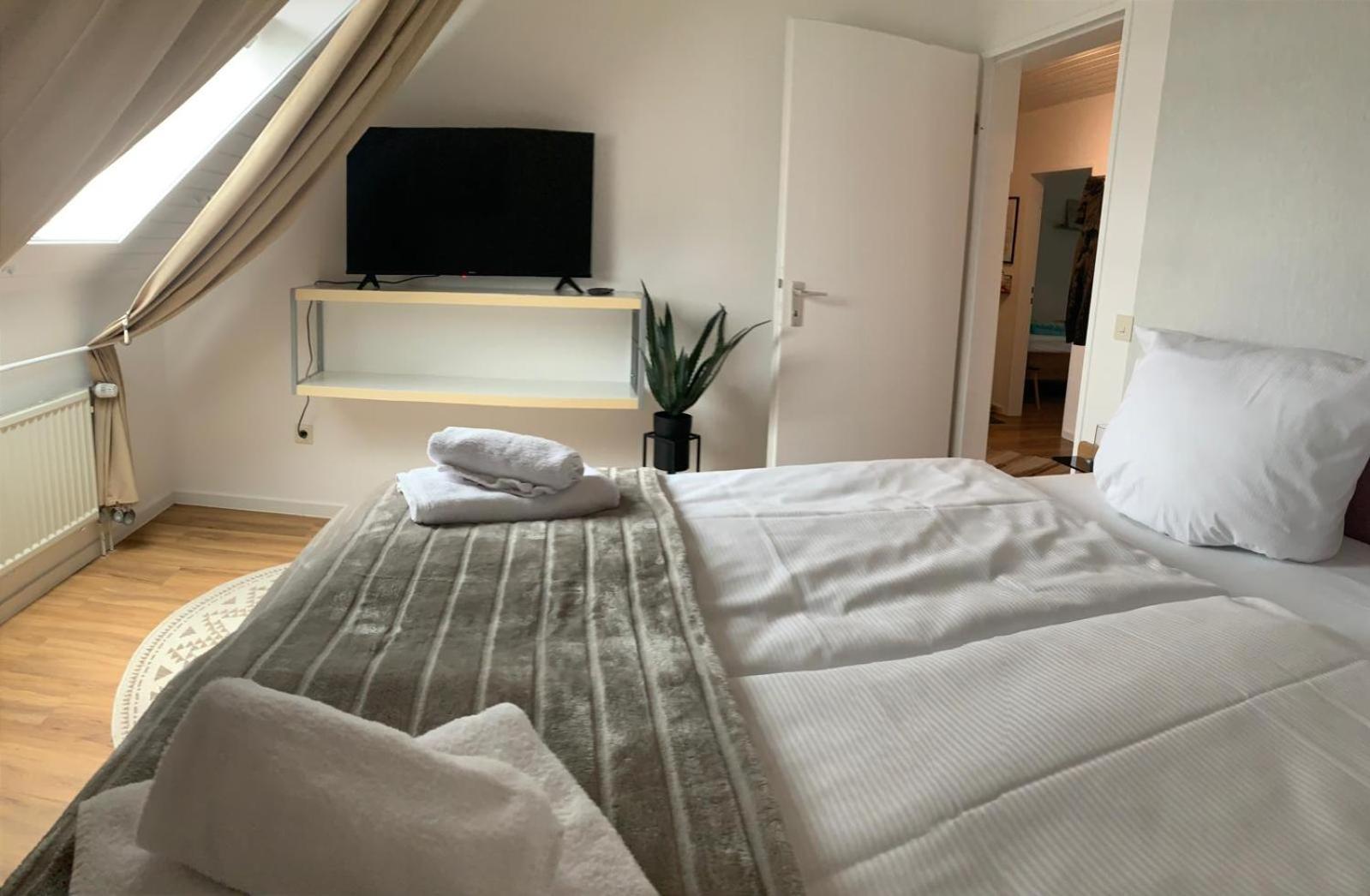 Anjas Appartement I Zentral I 81 Qm Stilvolle Geraeumige Wohnung I Parkplaetze Vorhanden Osnabrück Dış mekan fotoğraf